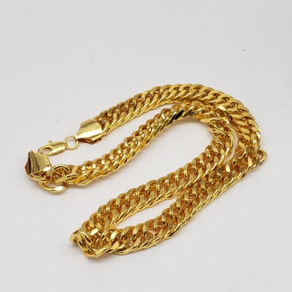 Gold-Plated Necklace with Authentic Louis Vuitton Padlock - Picture 5 of 13